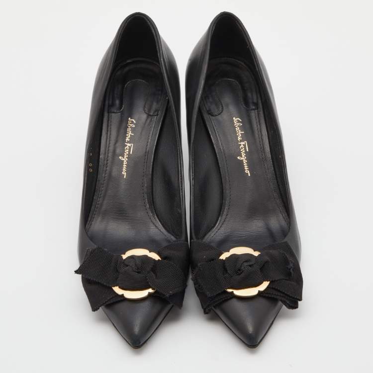Pre Owned Salvatore Ferragamo Black Leather Bow Pumps Size 39.5