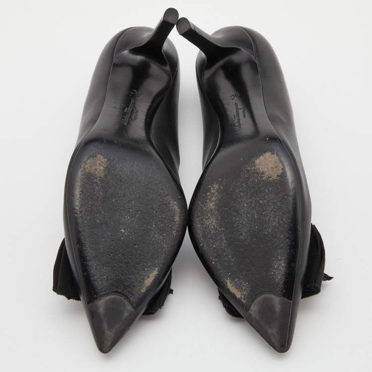 Pre Owned Salvatore Ferragamo Black Leather Bow Pumps Size 39.5