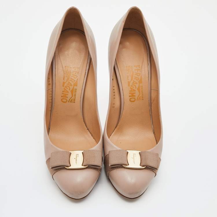 Pre Owned Salvatore Ferragamo Pink Leather Rilly Pumps Size 40.5