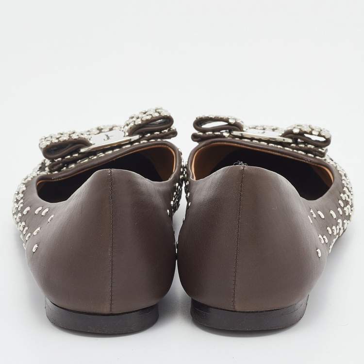 Pre Owned Salvatore Ferragamo Brown Studded Leather Vara Bow Ballet Flats Size 37