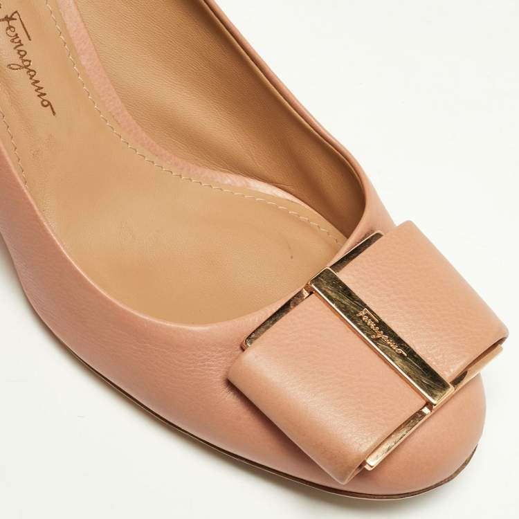 Pre Owned Salvatore Ferragamo Dusty Pink Leather Capua Block Heel Pumps Size 38