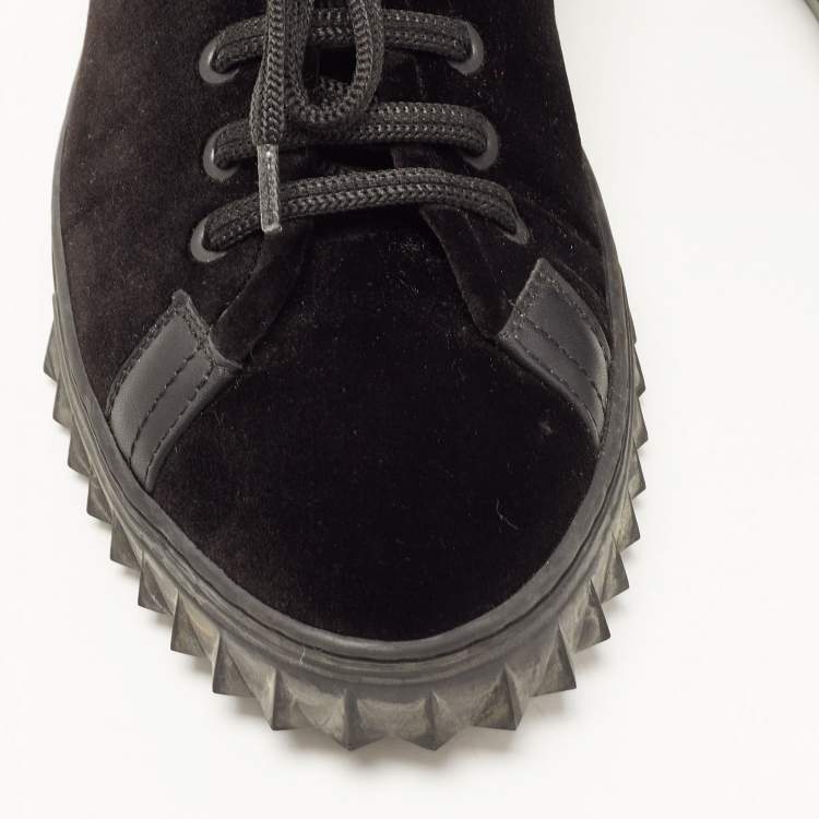 Pre Owned  Salvatore Ferragamo Black Velvet and Leather Low Top Sneakers Size 38 
