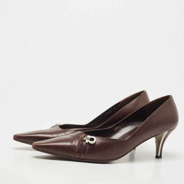 Pre Owned Salvatore Ferragamo Brown Leather Gancio Pointed Toe Pumps Size 39.5