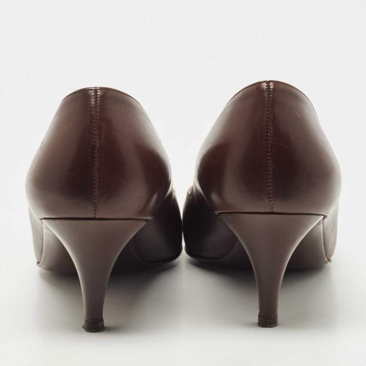 Pre Owned Salvatore Ferragamo Brown Leather Gancio Pointed Toe Pumps Size 39.5