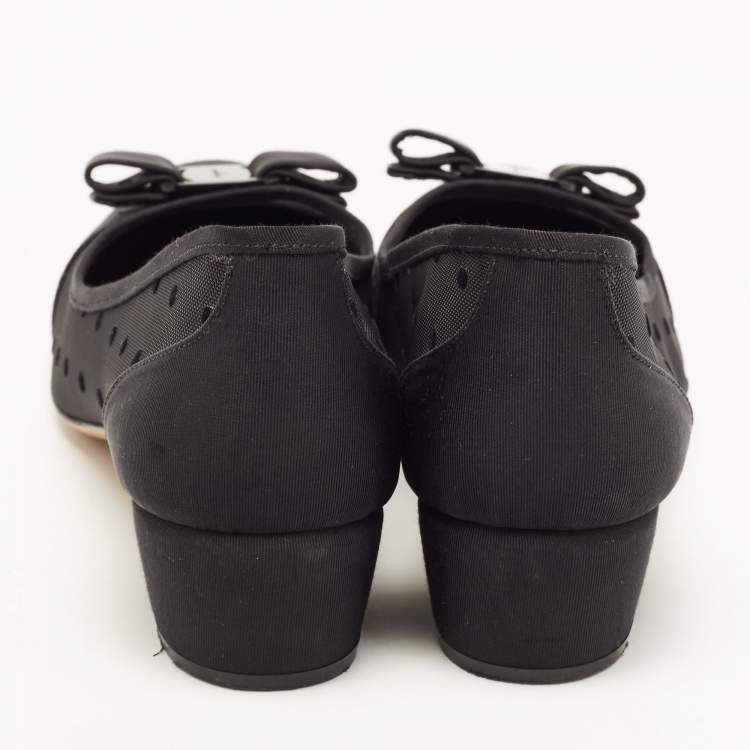 Pre Owned Salvatore Ferragamo Black Mesh Vara Bow Pumps Size 39.5