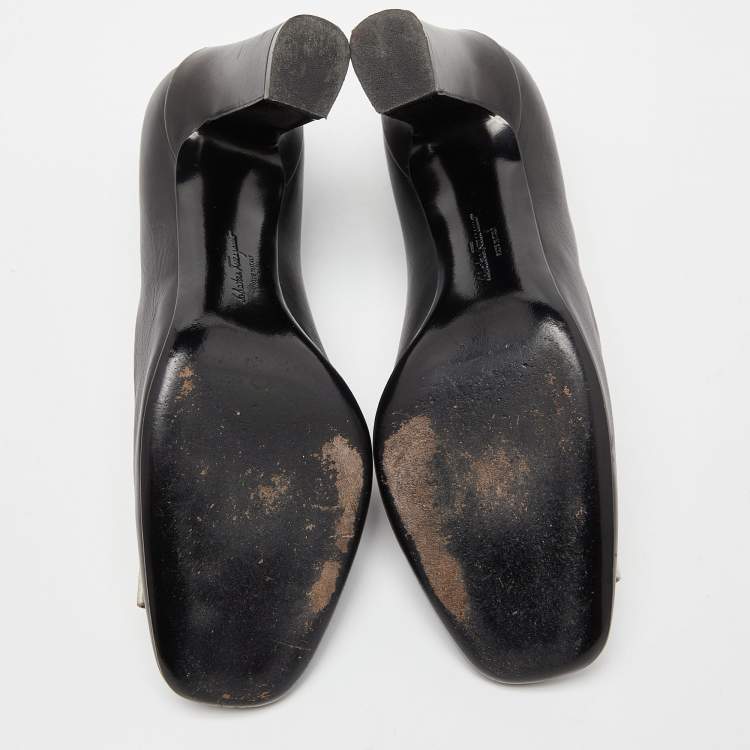 Pre Owned Salvatore Ferragamo Black Leather Bow Block Heel Pumps Size 37