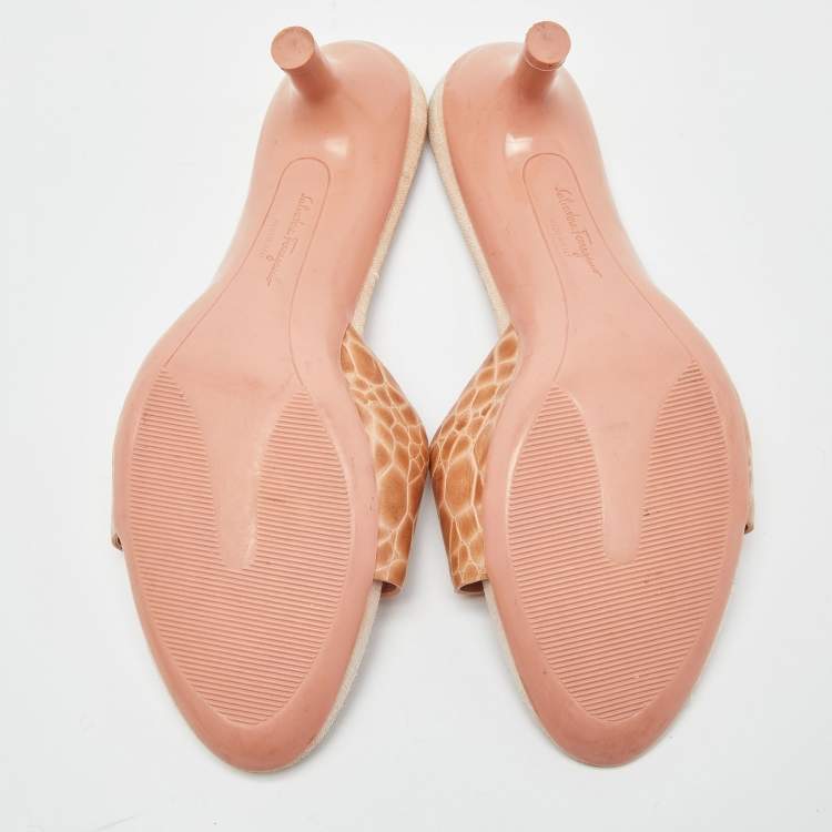 Pre Owned Salvatore Ferragamo Pink Croc Embossed Leather Slide Sandals Size 40.5 