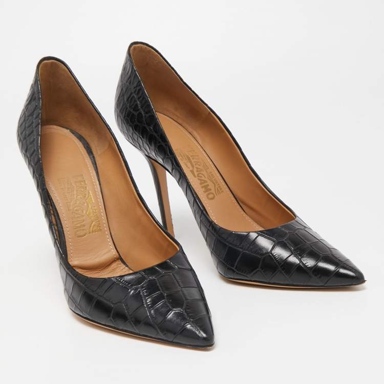 Pre Owned Salvatore Ferragamo Black Croc Embossed Leather Pointed Toe Pumps Size 40.5