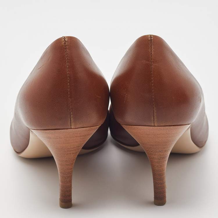 Pre Owned Salvatore Ferragamo Brown Leather Gancini Pumps Size 38.5
