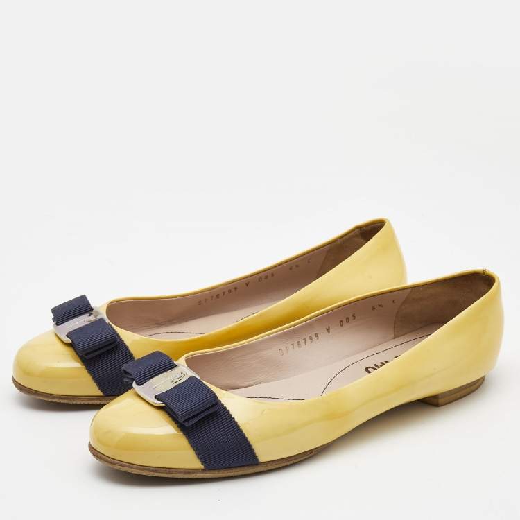 Pre Owned Salvatore Ferragamo Yellow Patent Leather Varina Ballet Flats Size 37