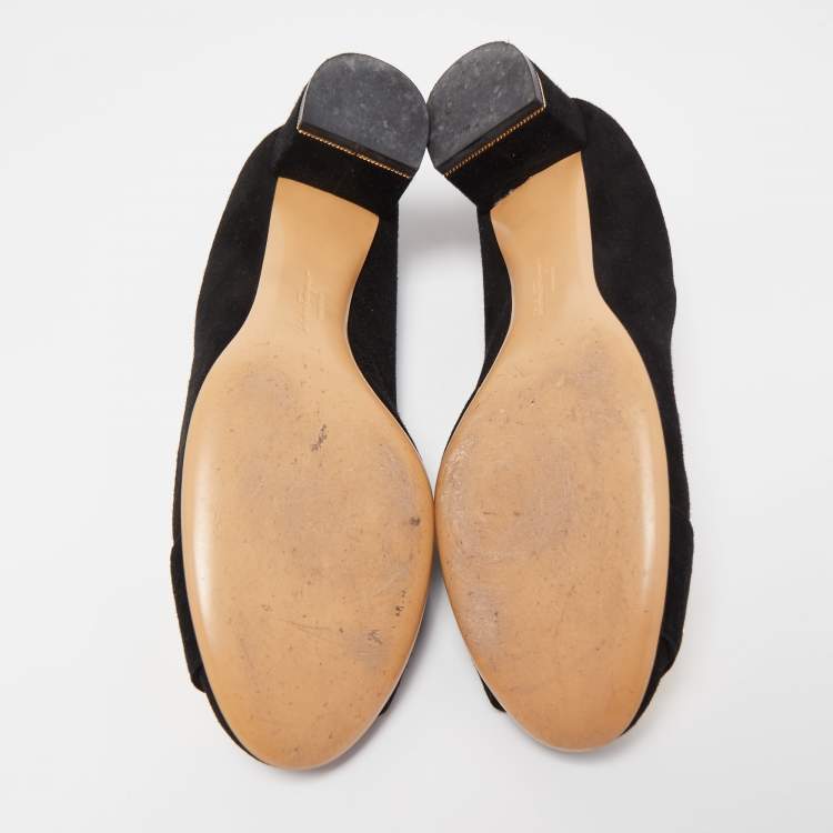 Pre Owned Salvatore Ferragamo Black Suede Detail Pumps Size 40 