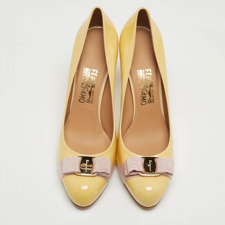 Pre Owned Salvatore Ferragamo Yellow Patent Leather Vara Bow Platform Pumps Size 41.5