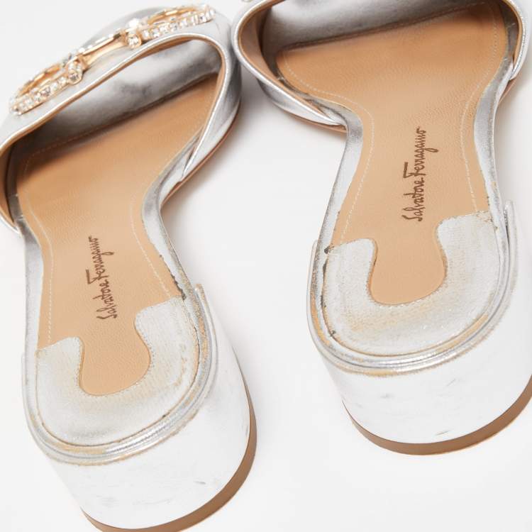 Pre Owned Salvatore Ferragamo Silver Leather Crystal Mules Size 38.5