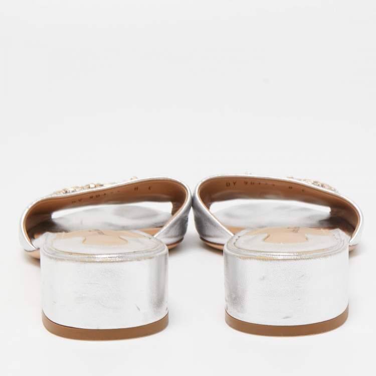 Pre Owned Salvatore Ferragamo Silver Leather Crystal Mules Size 38.5