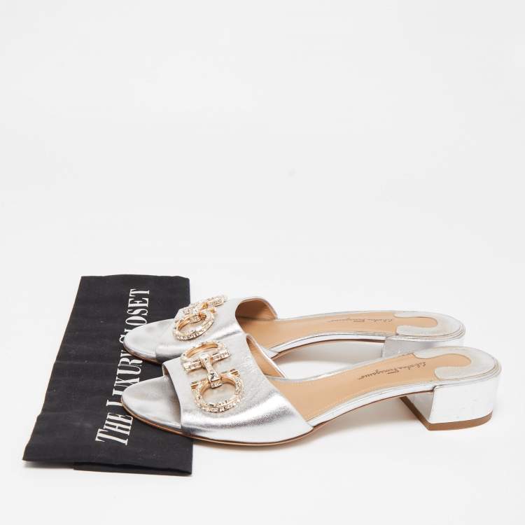 Pre Owned Salvatore Ferragamo Silver Leather Crystal Mules Size 38.5