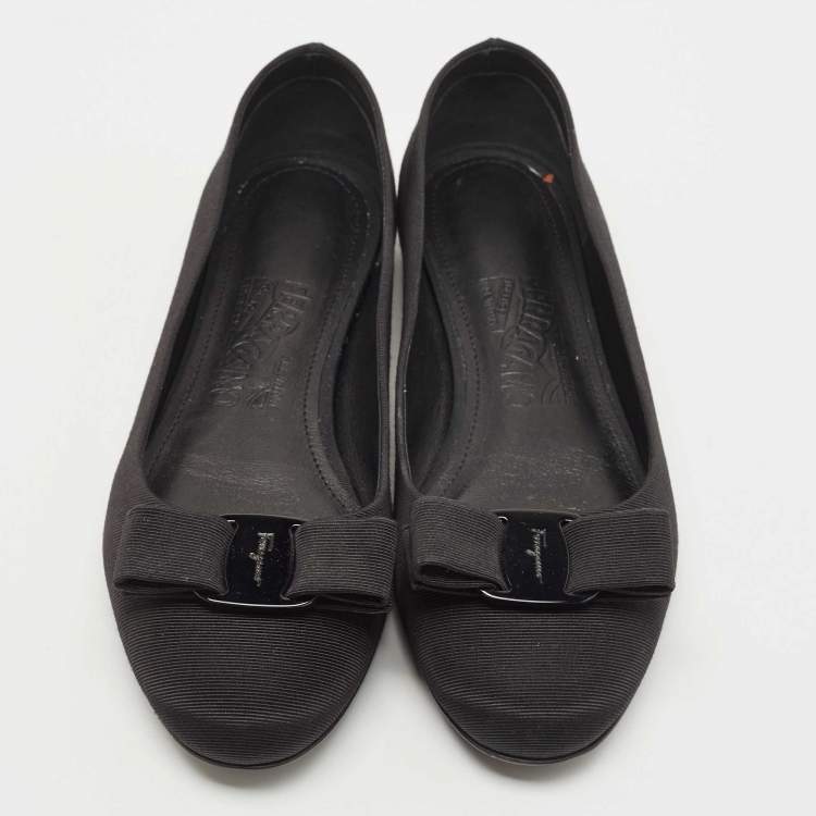Pre Owned Salvatore Ferragamo Black Canvas Varina Ballet Flats Size 37.5