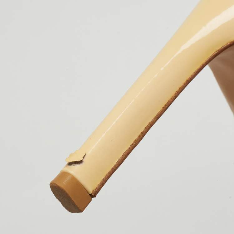 Pre Owned Salvatore Ferragamo Beige Patent Leather Carla Vara Bow Platform Pumps Size 36.5