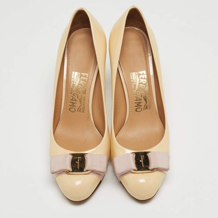 Pre Owned Salvatore Ferragamo Beige Patent Leather Carla Vara Bow Platform Pumps Size 36.5