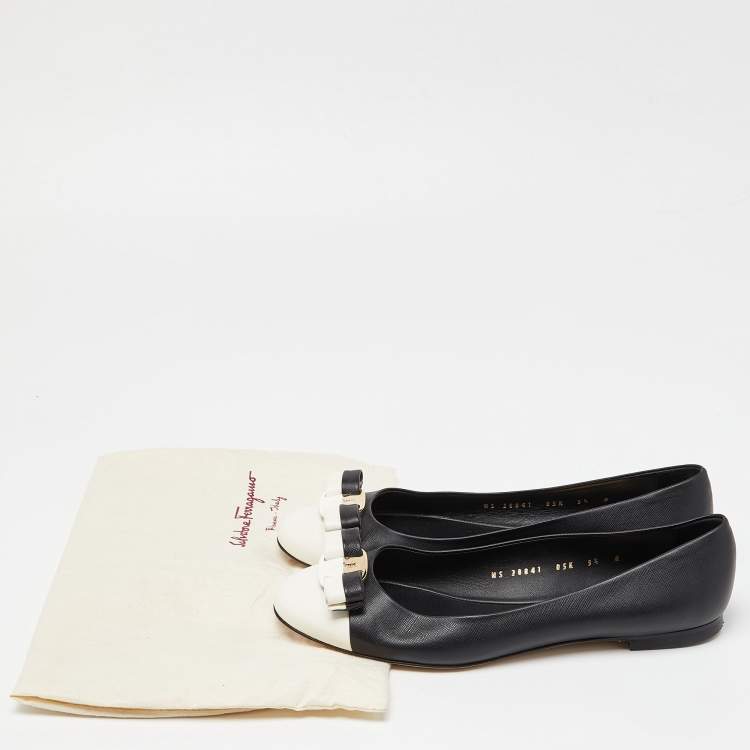 Pre Owned Salvatore Ferragamo Black/White Leather Varina Ballet Flats Size 40