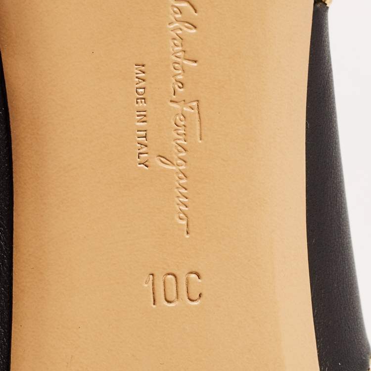 Pre Owned Salvatore Ferragamo Black Leather Studded Slide Sandals Size 40.5 