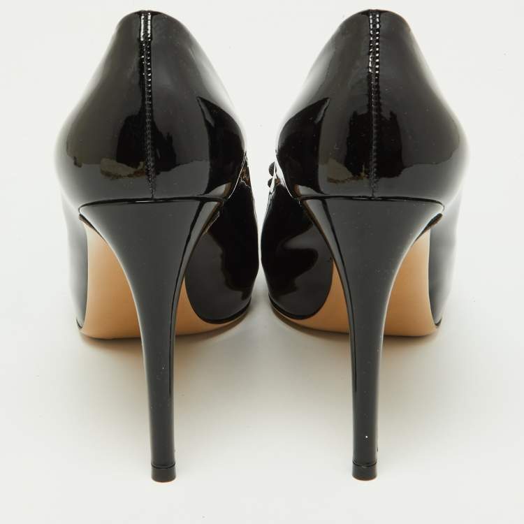 Pre Owned Salvatore Ferragamo Black Patent Leather Carla Vara Bow Platform Pumps Size 38.5
