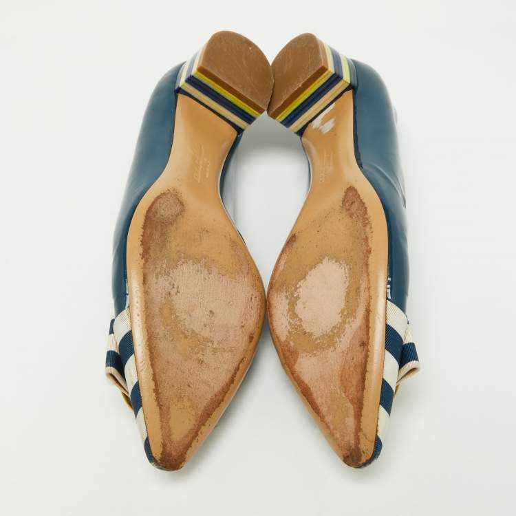 Pre Owned Salvatore Ferragamo Blue Patent Leather and Fabric Fele Gancio Pointed Ballet Flat Size 39