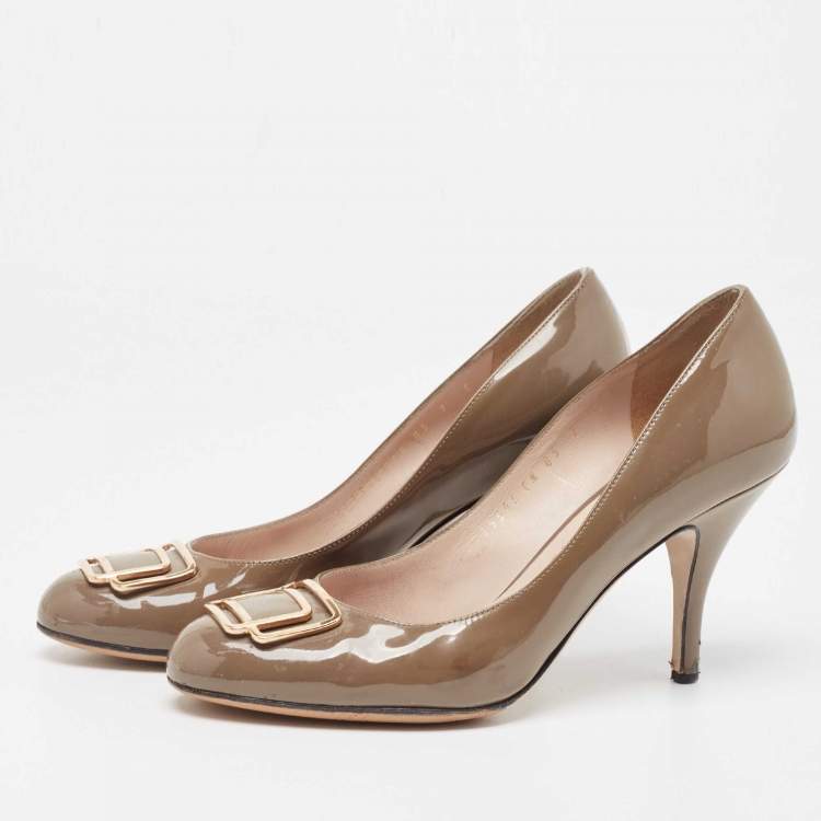Pre Owned Salvatore Ferragamo Grey Patent Leather Pumps Size 37.5