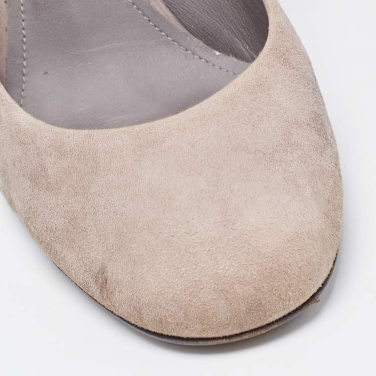 Pre Owned Salvatore Ferragamo Grey Suede Lucca Pumps Size 38.5