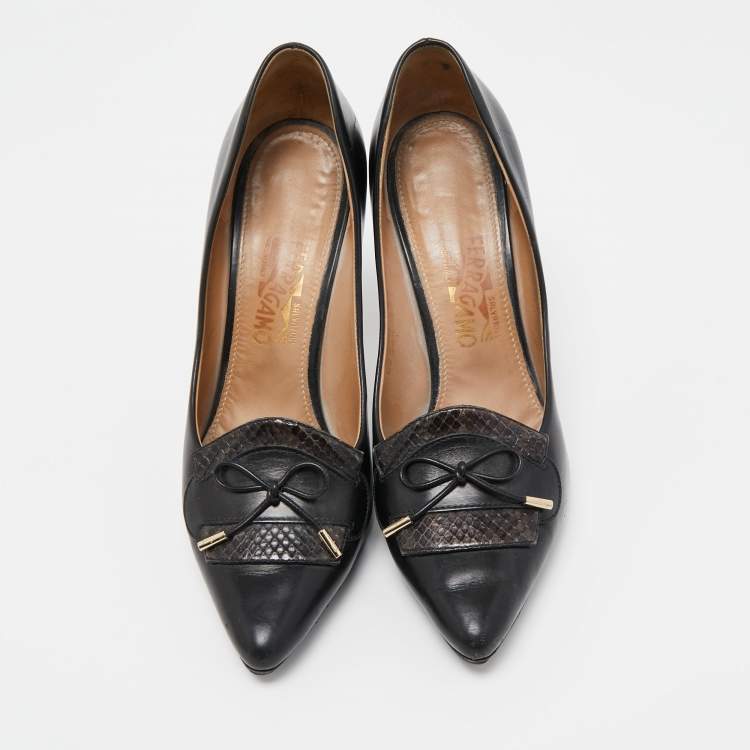 Pre Owned Salvatore Ferragamo Black Leather Pointed Toe Loafer Pumps Size 40