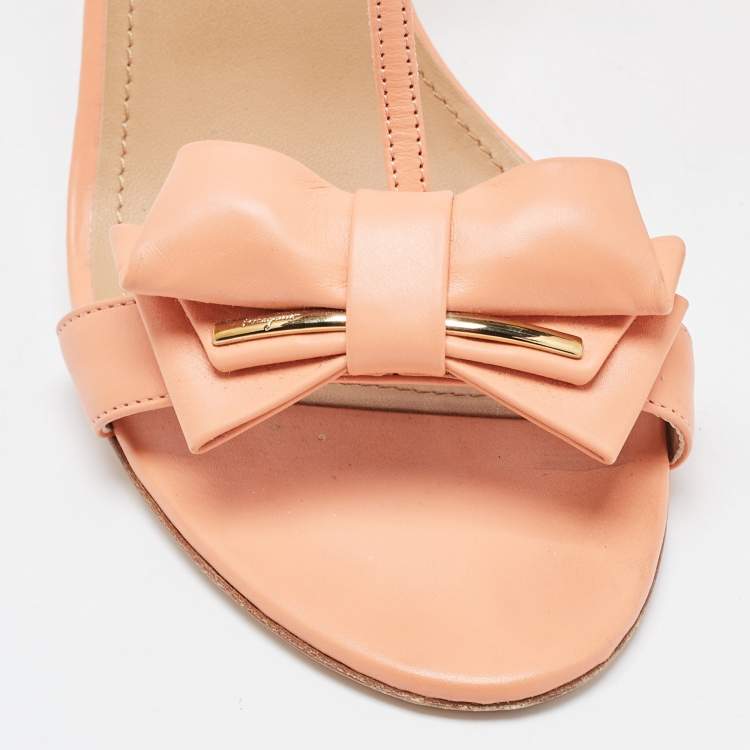Pre Owned Salvatore Ferragamo Peach Leather Bow T-Bar Ankle Strap Sandals Size 39 