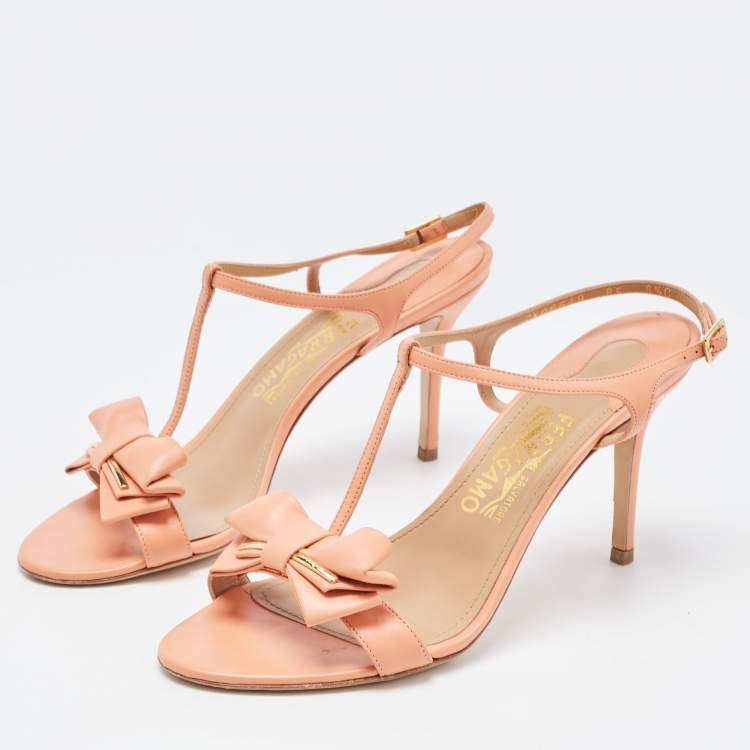 Pre Owned Salvatore Ferragamo Peach Leather Bow T-Bar Ankle Strap Sandals Size 39 