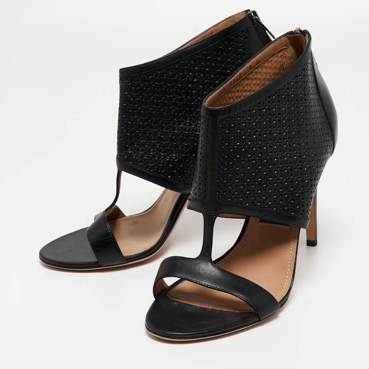 Pre Owned Salvatore Ferragamo Black Leather Pacella Sandals Size 39.5