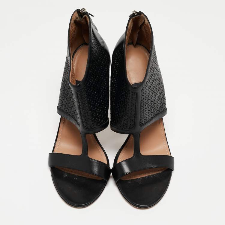 Pre Owned Salvatore Ferragamo Black Leather Pacella Sandals Size 39.5