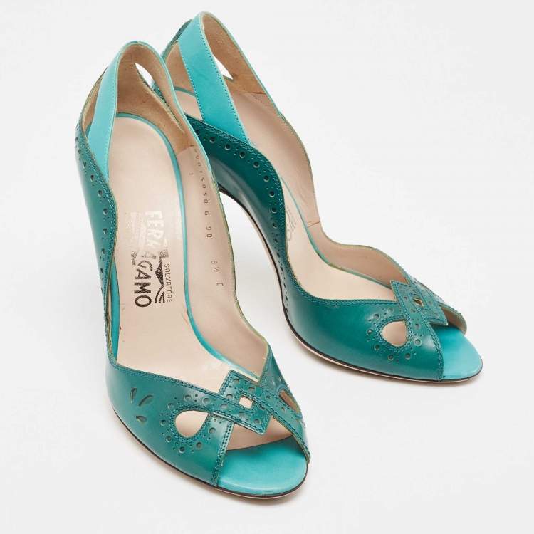 Pre Owned Salvatore Ferragamo Green Leather Pumps Size 39