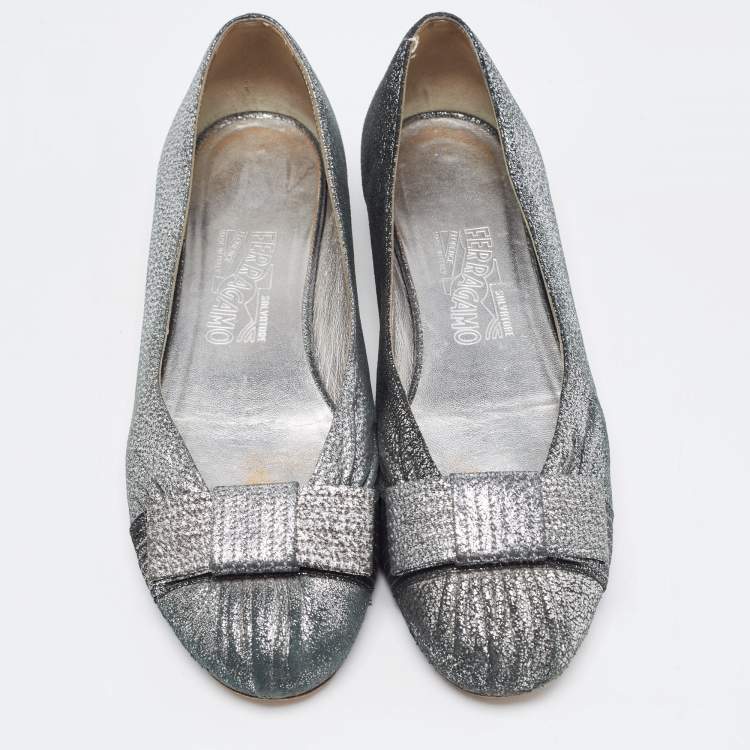 Pre Owned Salvatore Ferragamo Metallic Silver Suede Bow Ballet Flats Size 39.5