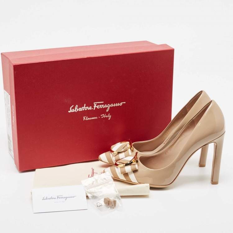 Pre Owned Salvatore Ferragamo Beige/White Patent Leather and Canvas Ezia Pumps Size 38