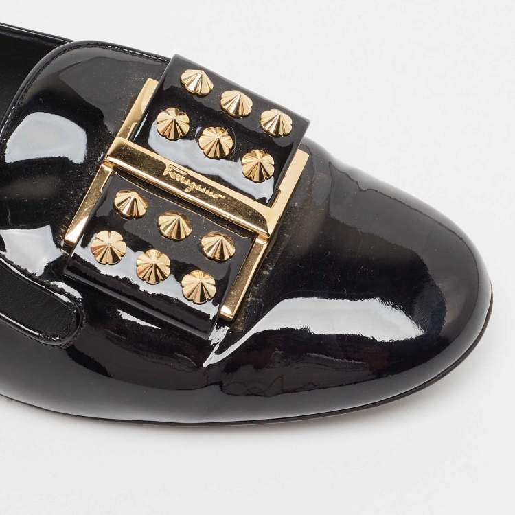 مملوكة مسبقًا Salvatore Ferragamo Black Patent Leather Smoking Slippers Size 40.5
