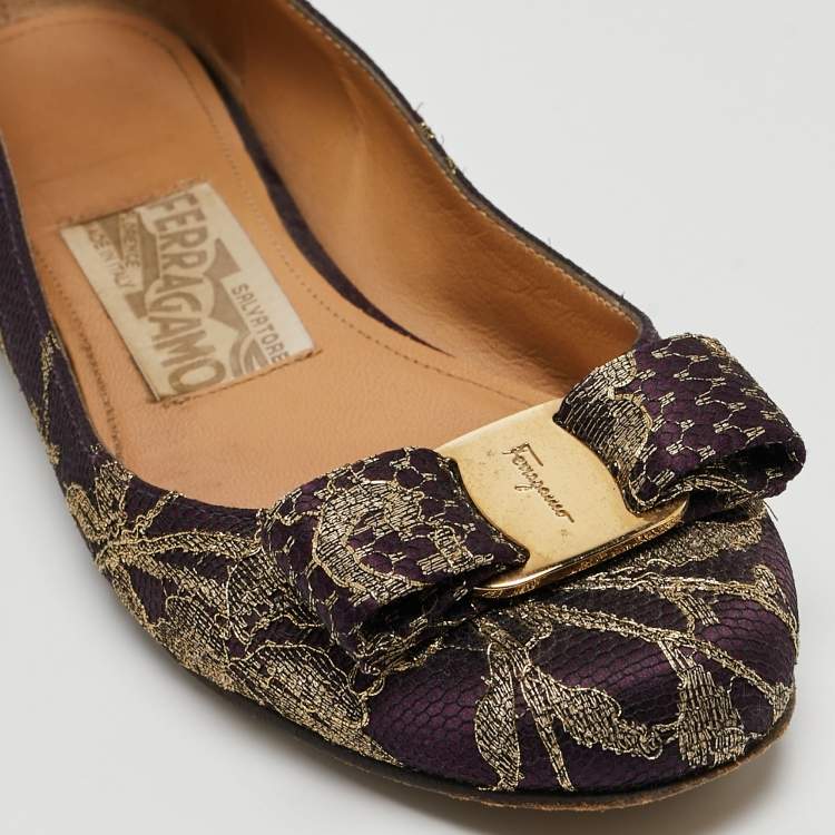 Pre Owned Salvatore Ferragamo Purple/Gold Floral Lace and Satin Varina Ballet Flats Size 35.5