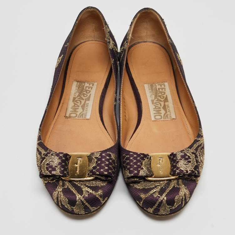 Pre Owned Salvatore Ferragamo Purple/Gold Floral Lace and Satin Varina Ballet Flats Size 35.5