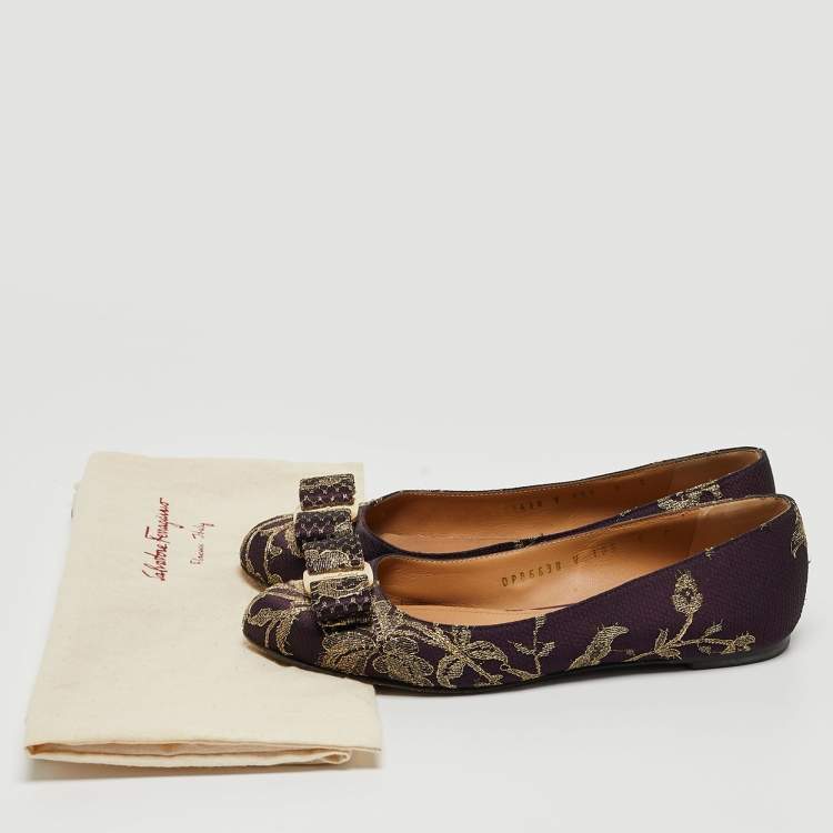 Pre Owned Salvatore Ferragamo Purple/Gold Floral Lace and Satin Varina Ballet Flats Size 35.5