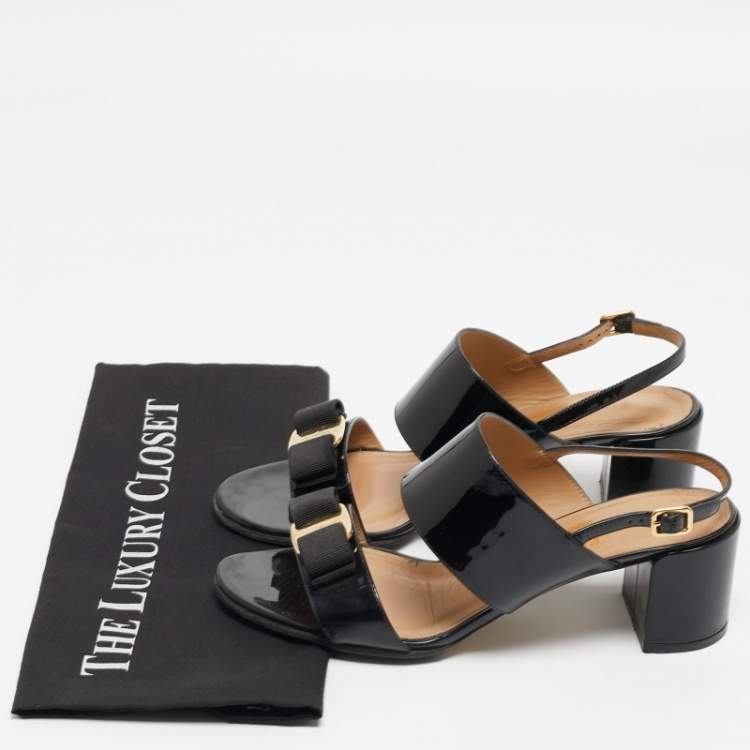 Pre Owned Salvatore Ferragamo Black Patent Leather Vara Bow Block Heel Mules Size 38.5
