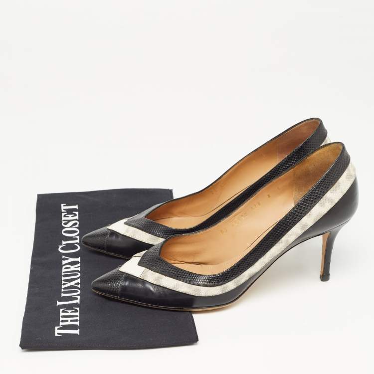 Pre Owned Salvatore Ferragamo Black/White Textured Leather Pointed Toe Pumps Size 38.5 