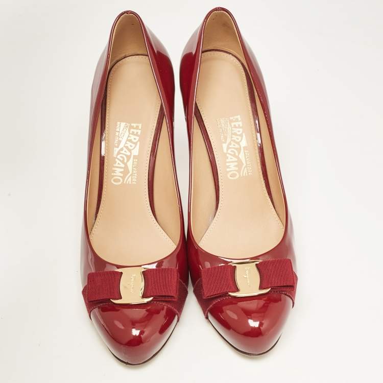 Pre Owned Salvatore Ferragamo Burgundy Patent Leather Vara Bow Pumps Size 41