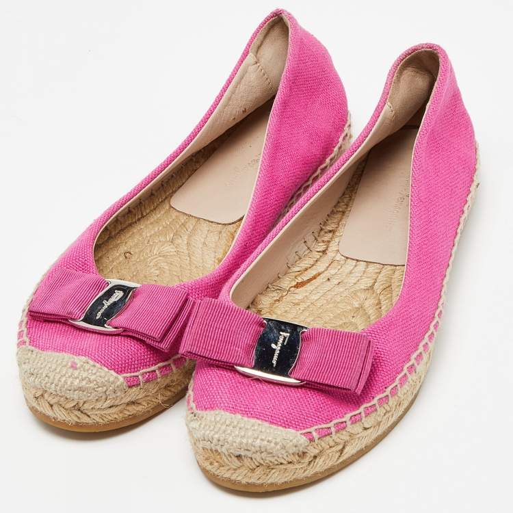Pre Owned Salvatore Ferragamo Pink Canvas Mandy Vara Bow Espadrille Flats Size 37.5