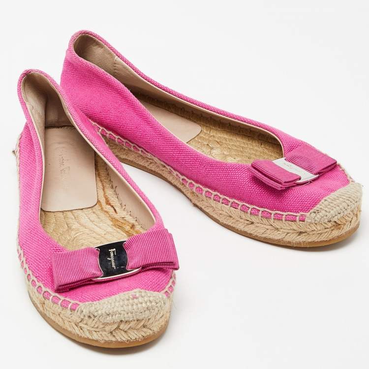 Pre Owned Salvatore Ferragamo Pink Canvas Mandy Vara Bow Espadrille Flats Size 37.5