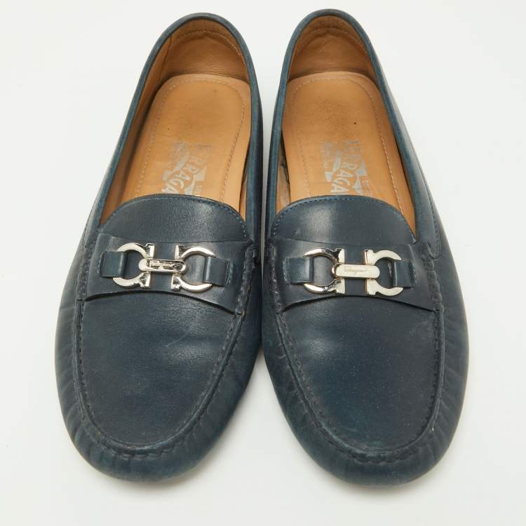 Pre Owned Salvatore Ferragamo Blue Leather Gancini Loafers Size 39
