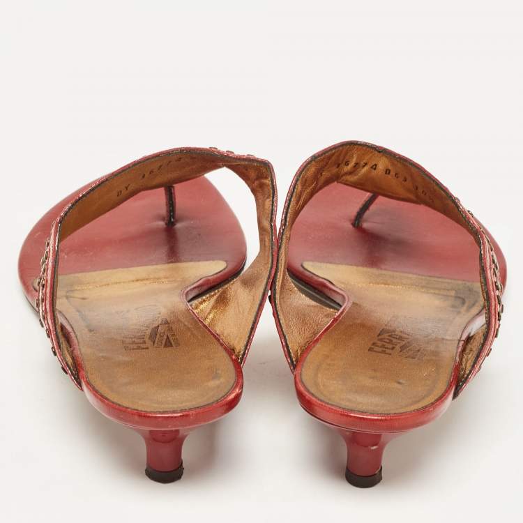 Pre Owned Salvatore Ferragamo Burgundy Patent Leather Slide Sandals Size 41.5
