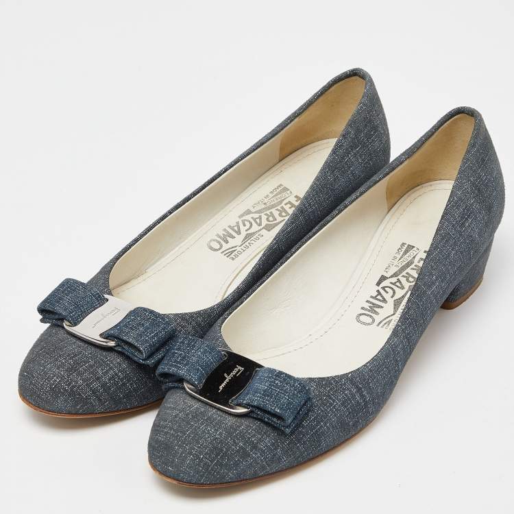 Pre Owned Salvatore Ferragamo Blue Denim Varina Pumps Size 36