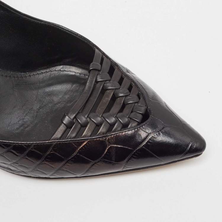 مملوكة مسبقًا Salvatore Ferragamo Black Croc Leather Vara Pumps Size 39