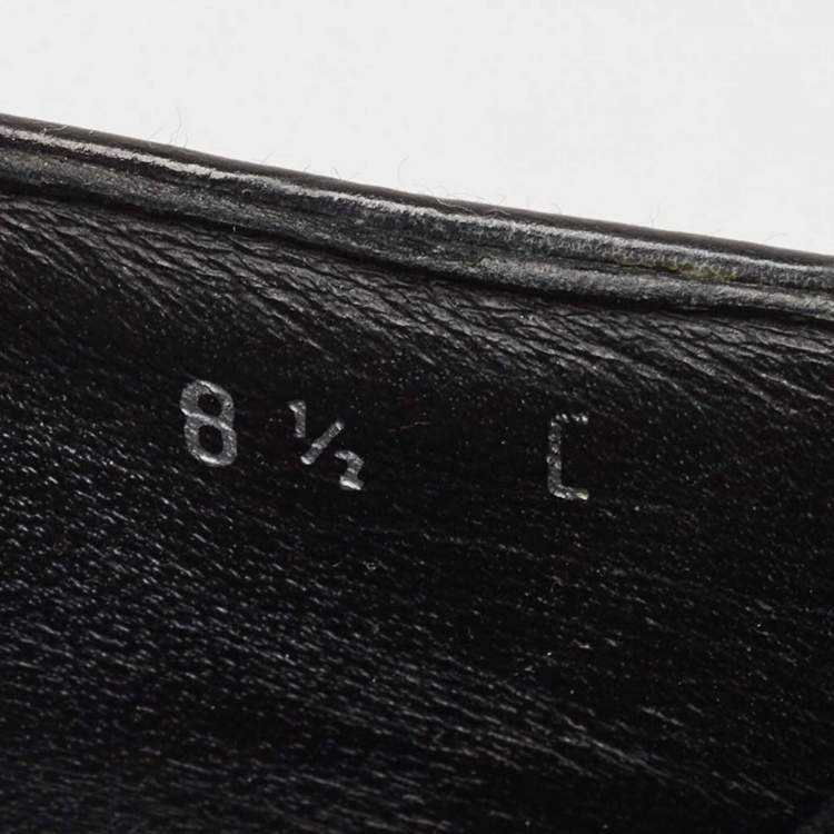 مملوكة مسبقًا Salvatore Ferragamo Black Croc Leather Vara Pumps Size 39